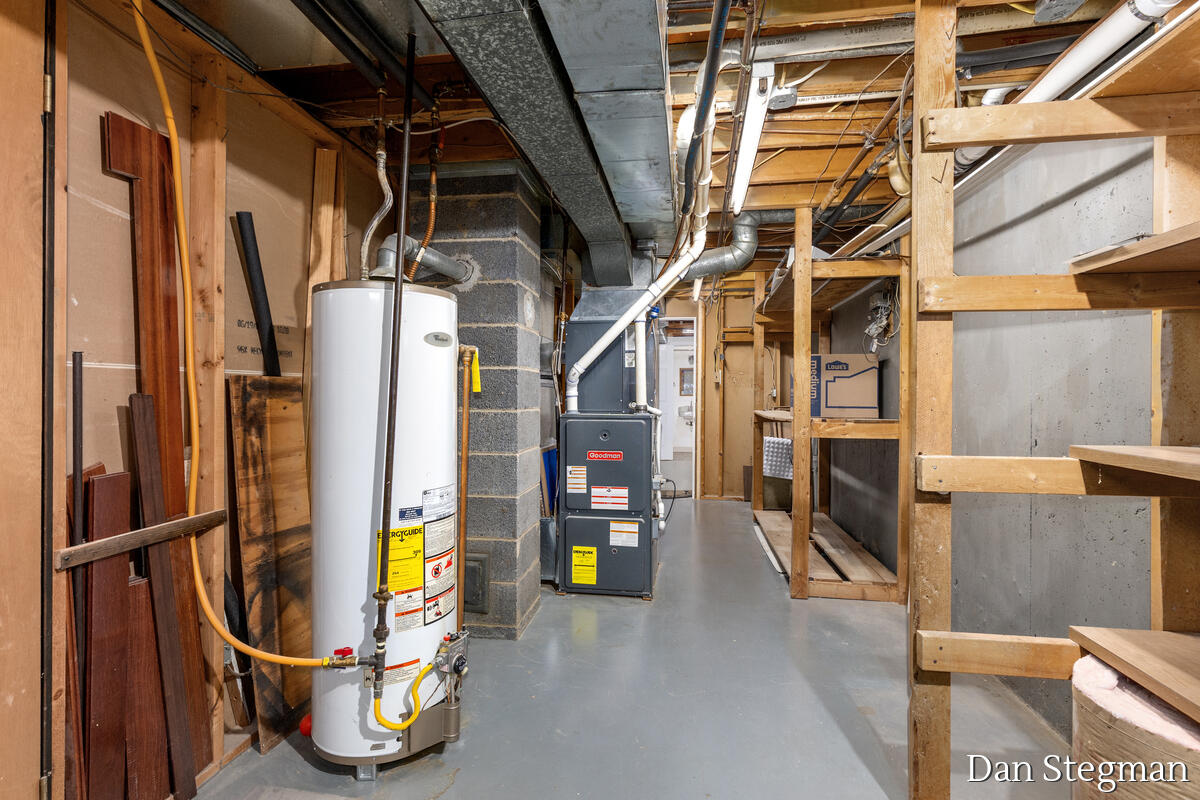 2791 Sandalwood Court, Grand Rapids, MI, 49525-1302