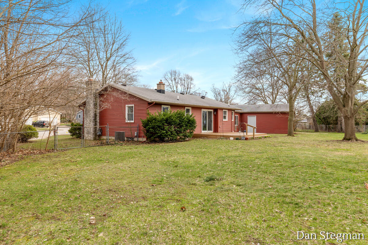 2791 Sandalwood Court, Grand Rapids, MI, 49525-1302