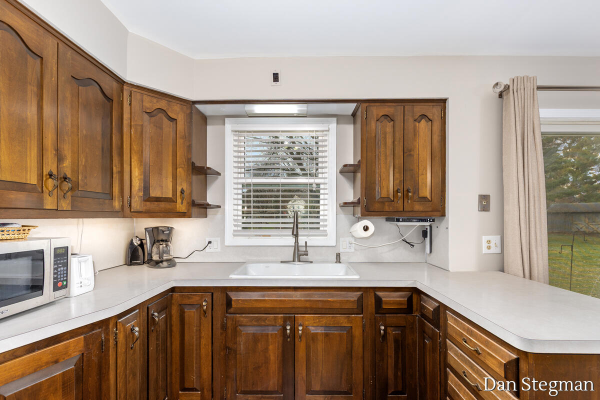 2791 Sandalwood Court, Grand Rapids, MI, 49525-1302