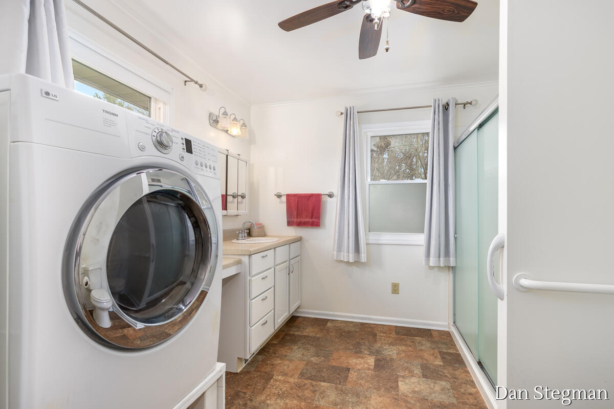 2791 Sandalwood Court, Grand Rapids, MI, 49525-1302