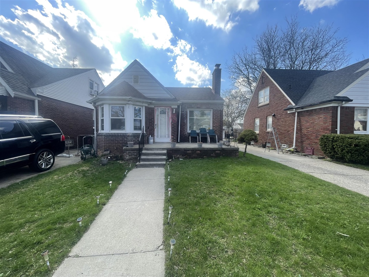 6761 Archdale Street, Detroit, MI, 48228-3570
