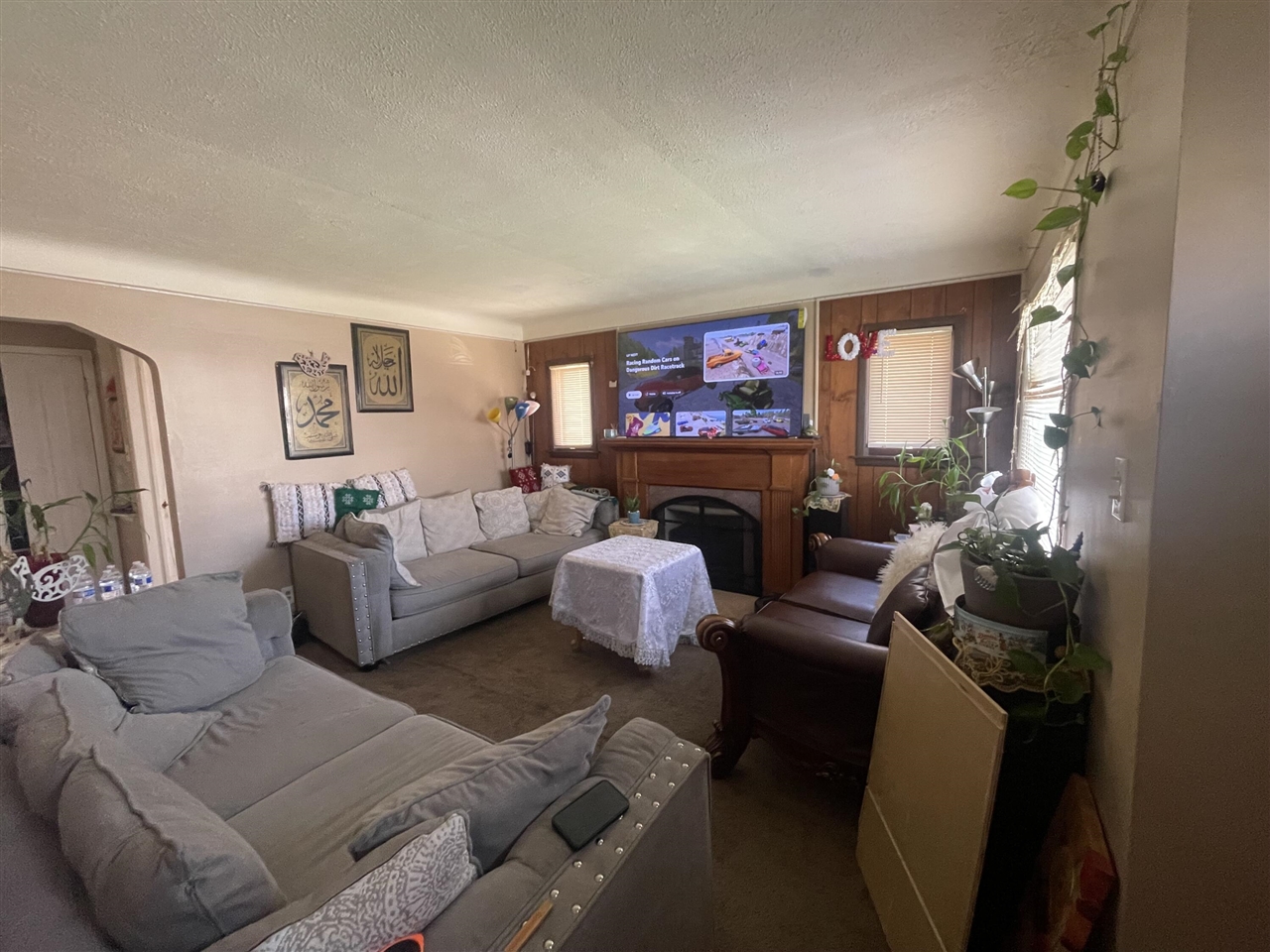 6761 Archdale Street, Detroit, MI, 48228-3570