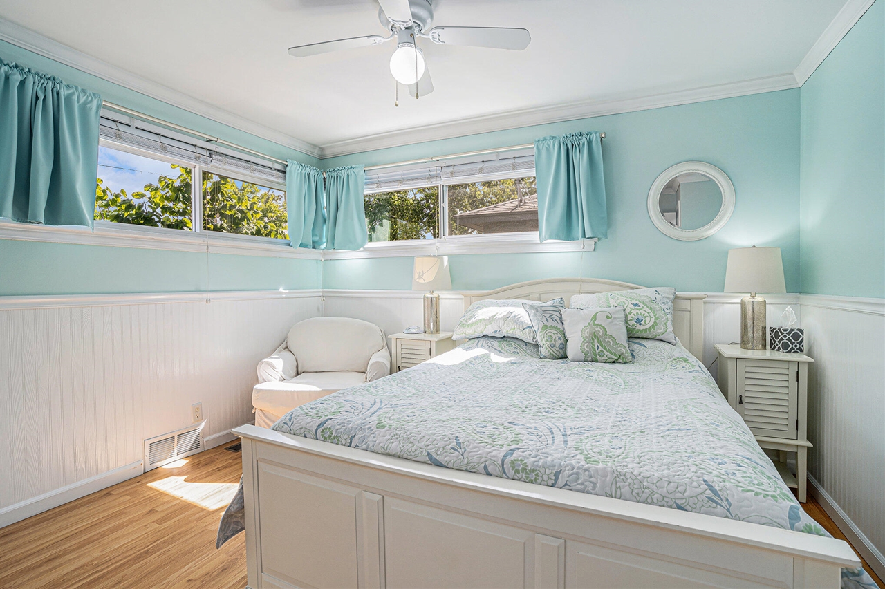 1805 Wisconsin Street, Grand Haven, MI, 49417-2571