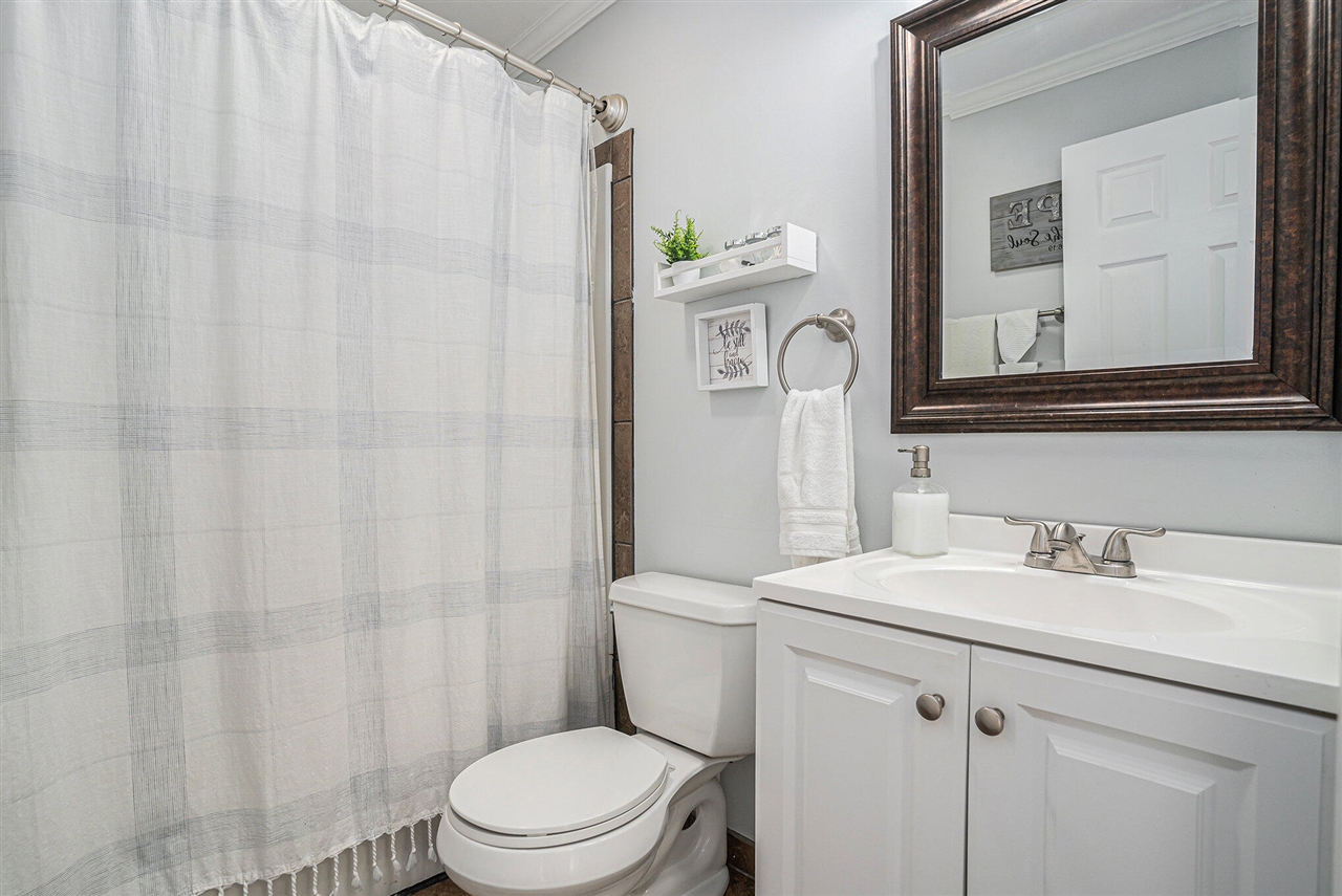 1805 Wisconsin Street, Grand Haven, MI, 49417-2571