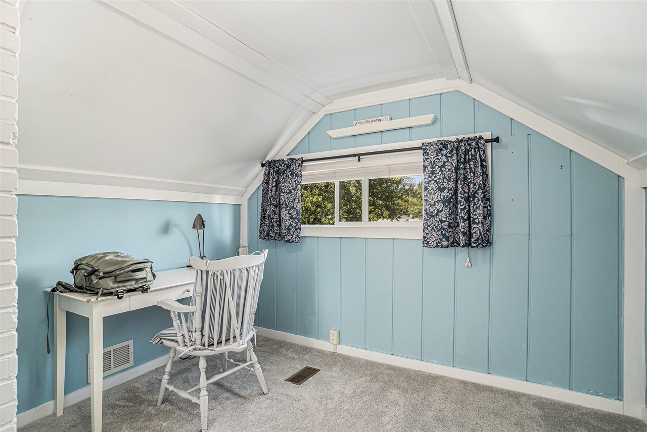 1805 Wisconsin Street, Grand Haven, MI, 49417-2571