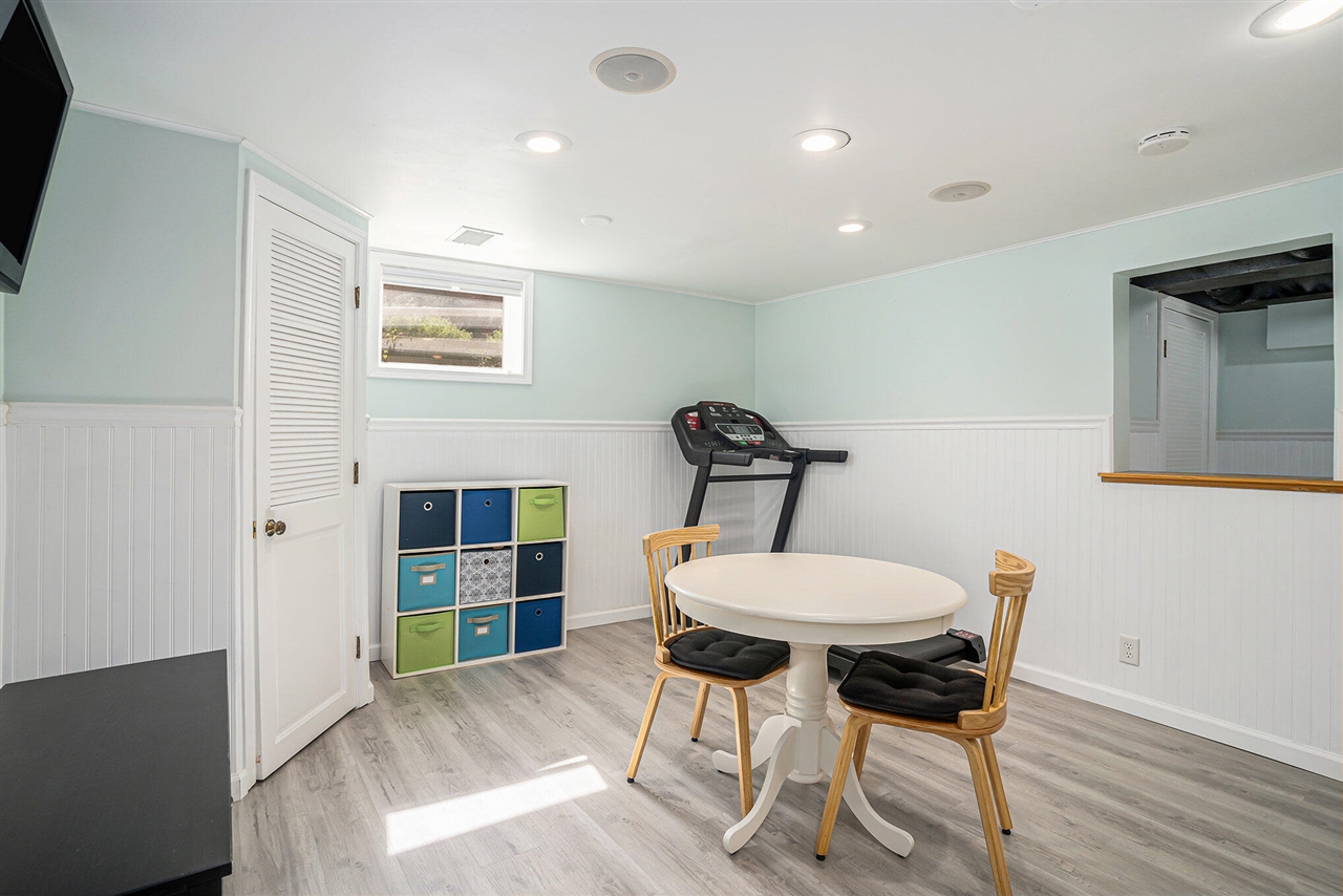 1805 Wisconsin Street, Grand Haven, MI, 49417-2571