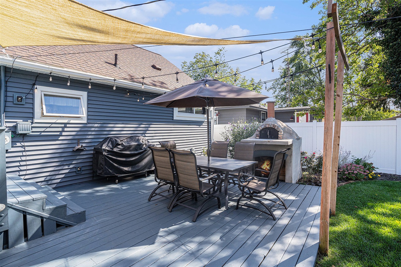 1805 Wisconsin Street, Grand Haven, MI, 49417-2571