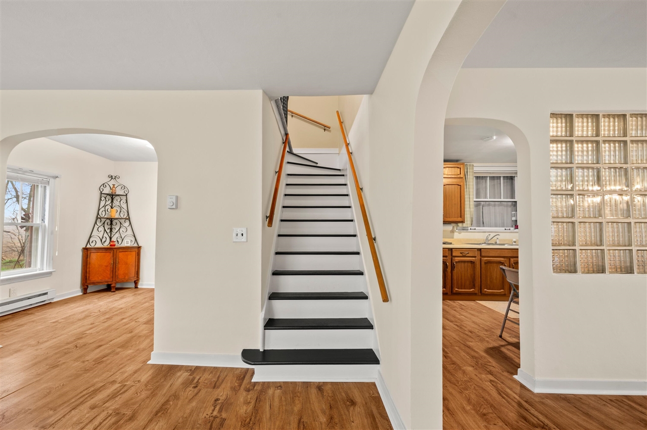 13690 Cleveland Avenue, Buchanan, MI, 49107-9337