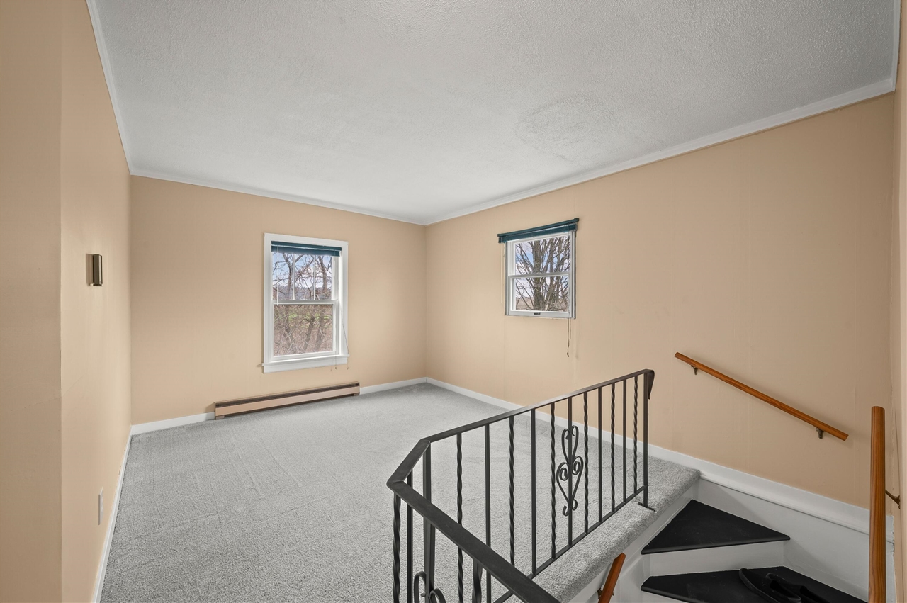 13690 Cleveland Avenue, Buchanan, MI, 49107-9337