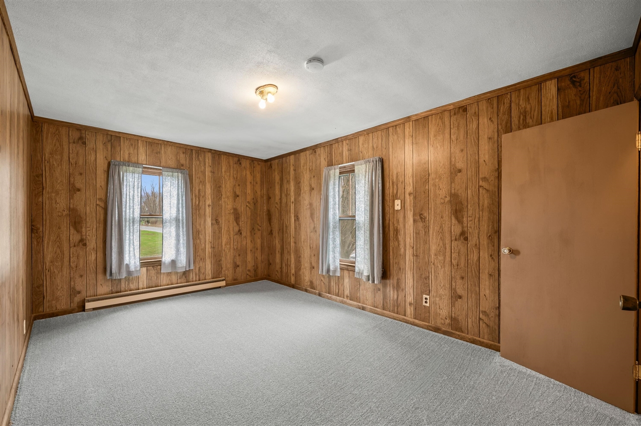 13690 Cleveland Avenue, Buchanan, MI, 49107-9337