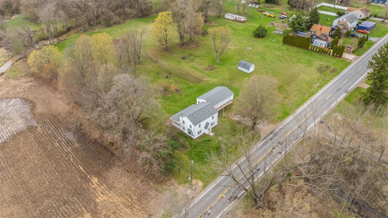 13690 Cleveland Avenue, Buchanan, MI, 49107-9337