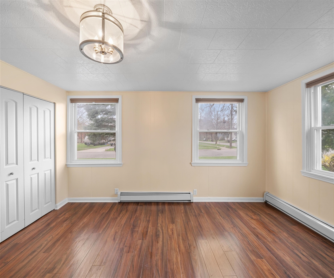 244 Cass Street, Dundee, MI, 48131-1270