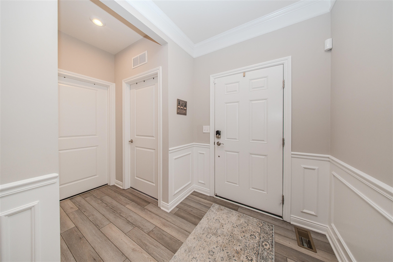 3380 Roslyn Drive, Ypsilanti, MI, 48197-4006