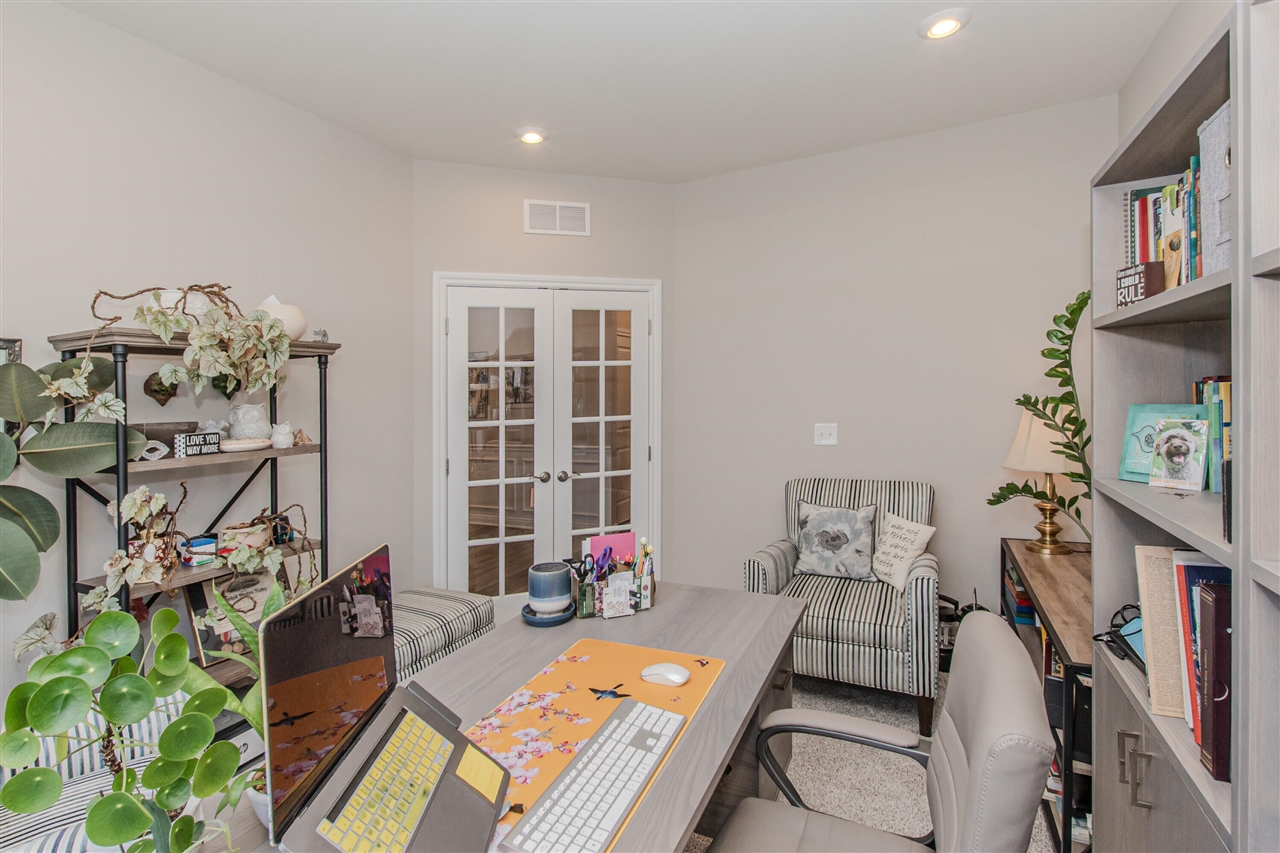 3380 Roslyn Drive, Ypsilanti, MI, 48197-4006