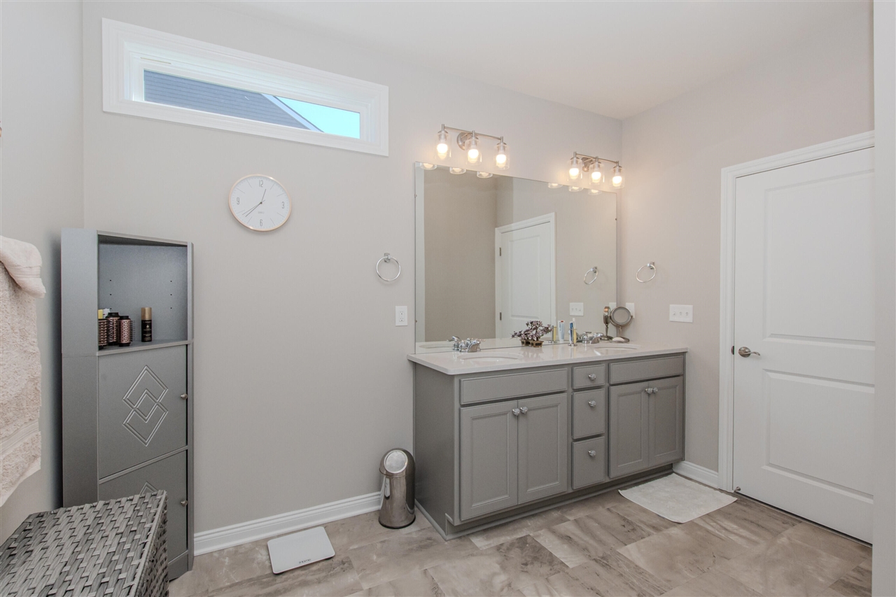 3380 Roslyn Drive, Ypsilanti, MI, 48197-4006