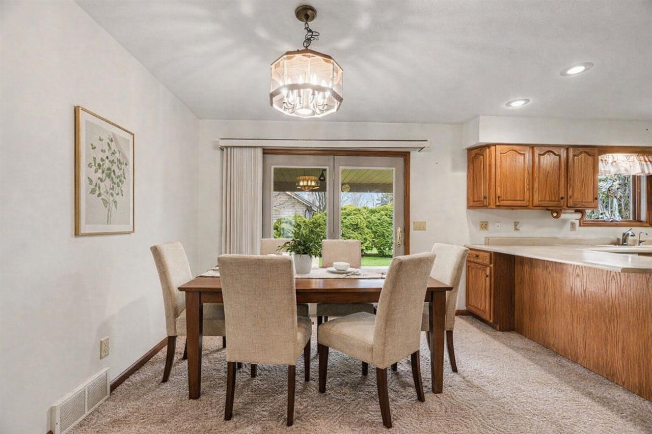 3724 Starchief Street, Kalamazoo, MI, 49048-6117