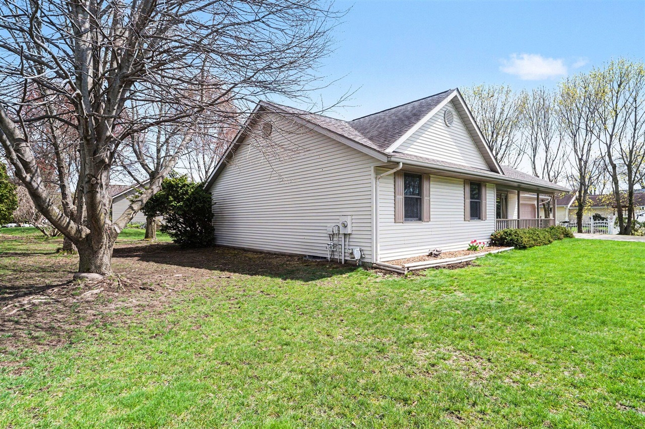 3724 Starchief Street, Kalamazoo, MI, 49048-6117