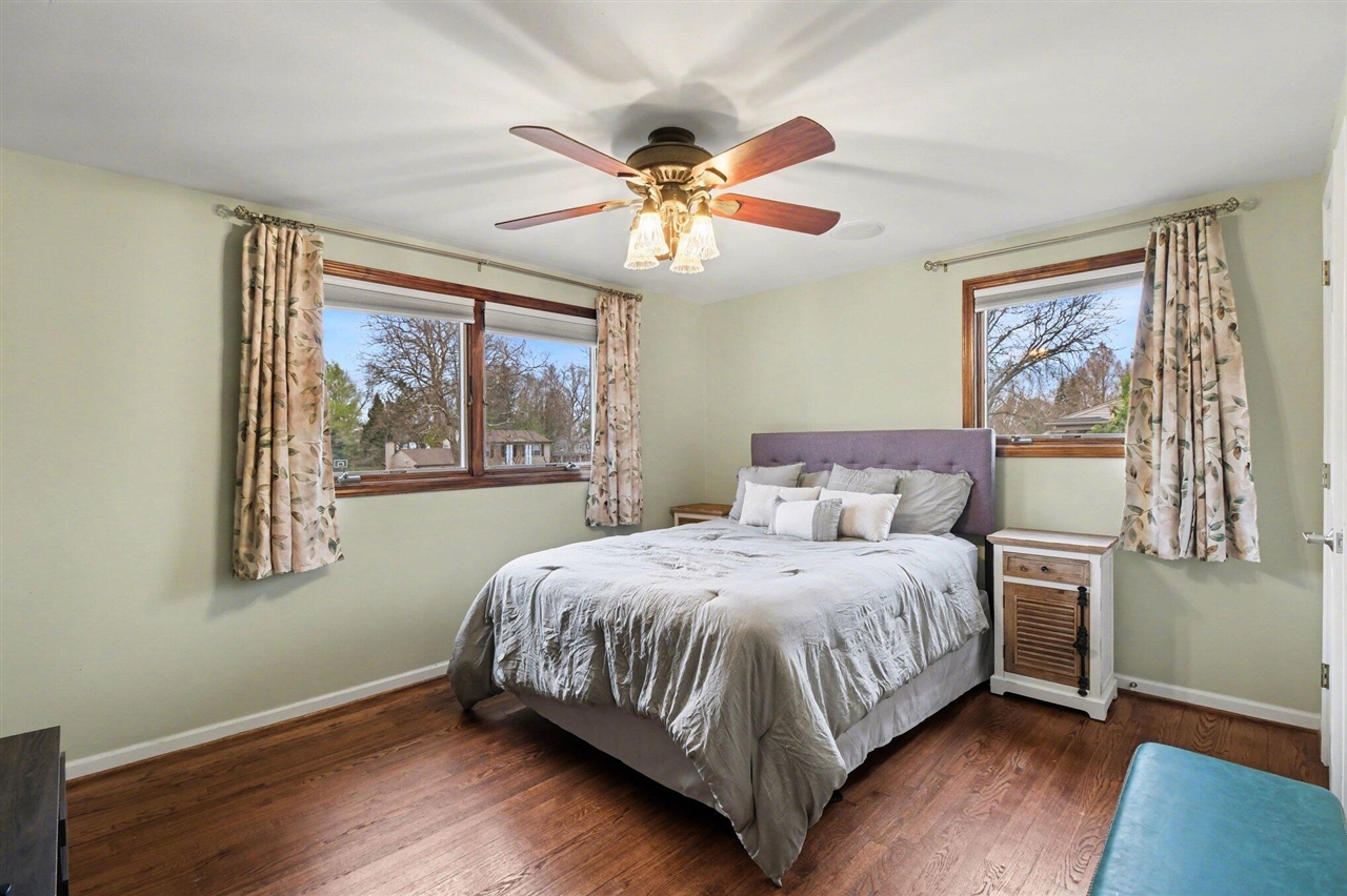 3786 Quarton Road, Bloomfield Hills, MI, 48302-4037