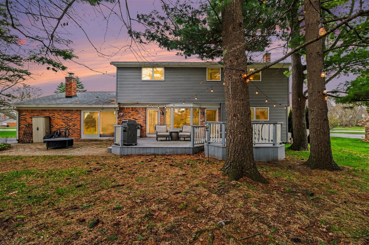 3786 Quarton Road, Bloomfield Hills, MI, 48302-4037