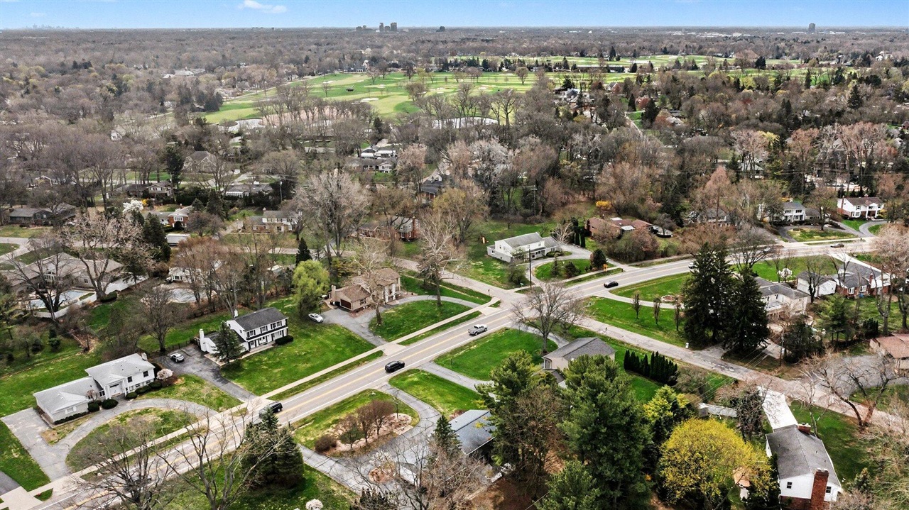 3786 Quarton Road, Bloomfield Hills, MI, 48302-4037