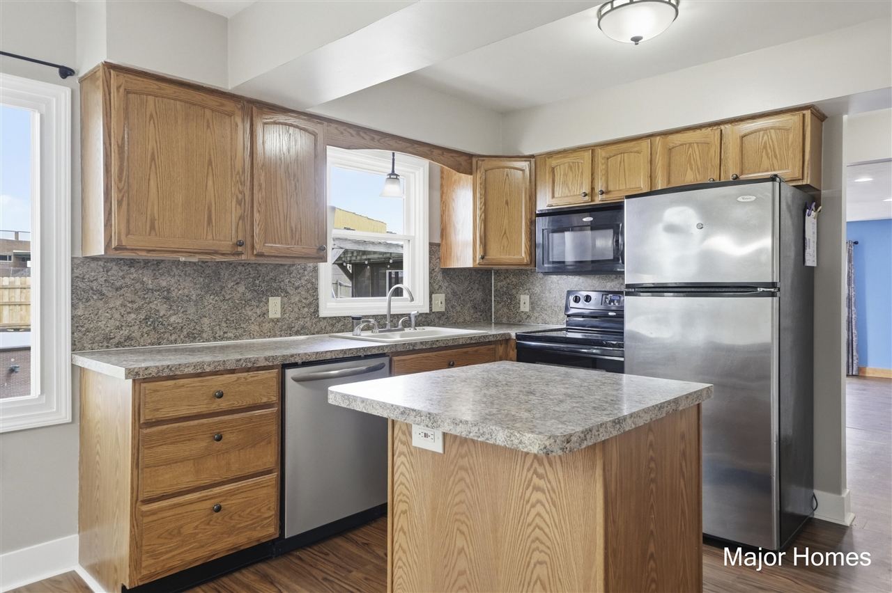 401 Anderson Drive, Wayland, MI, 49348