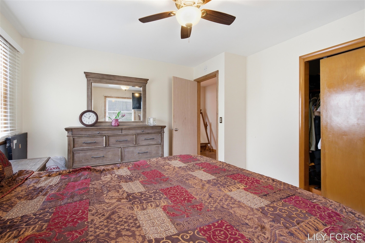 745 Barnett Place, Grand Rapids, MI, 49503-1153