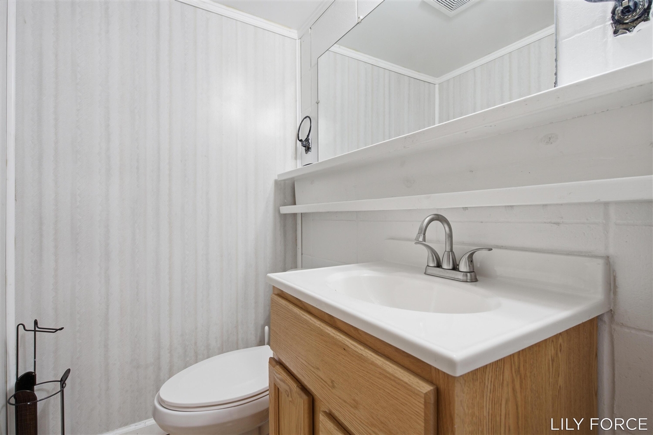 745 Barnett Place, Grand Rapids, MI, 49503-1153