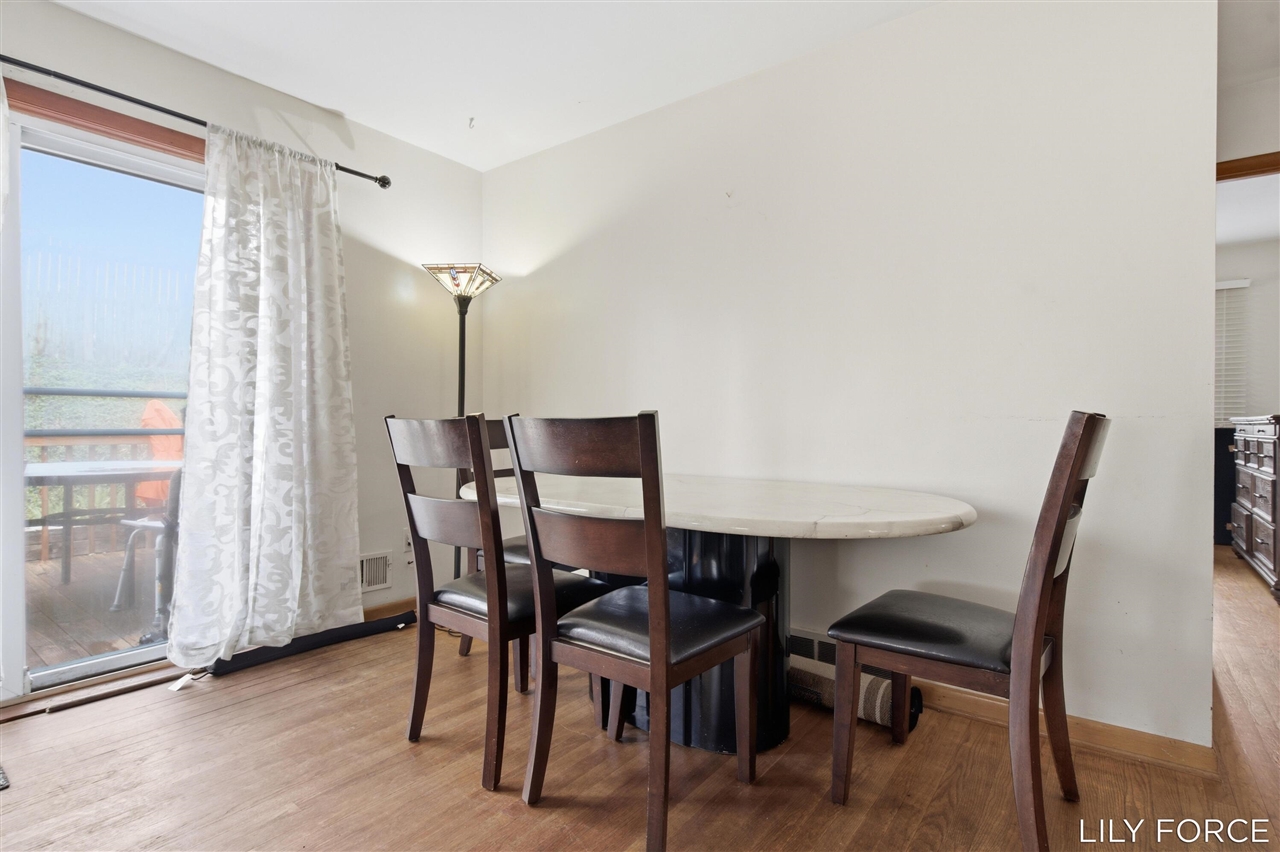 745 Barnett Place, Grand Rapids, MI, 49503-1153