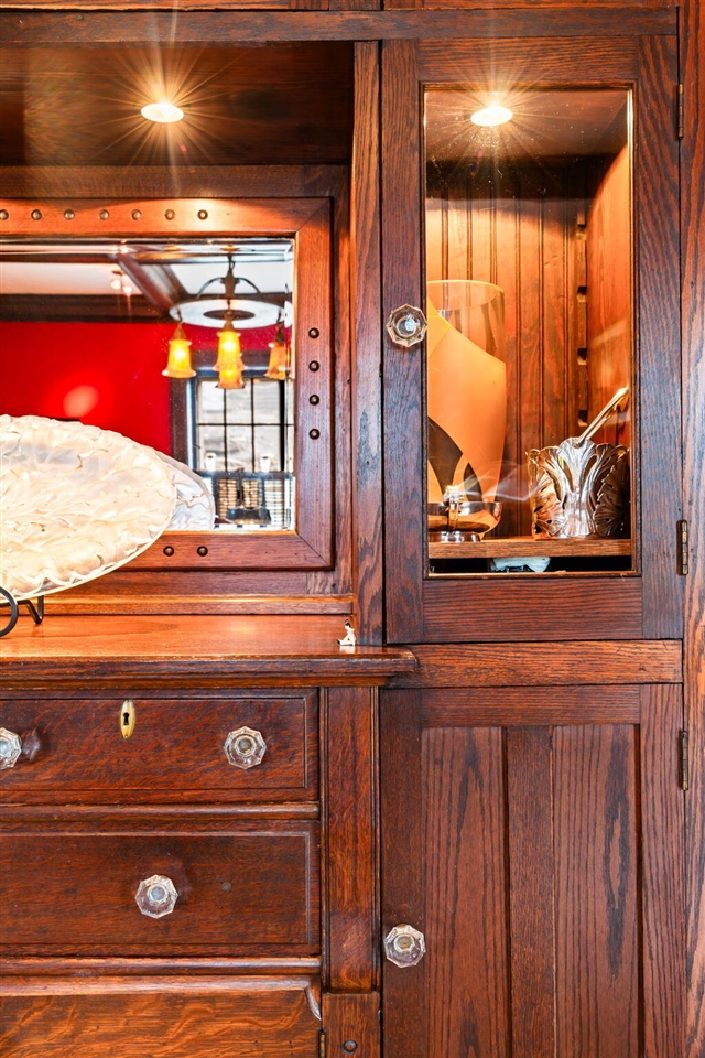 4 Geddes Heights Drive, Ann Arbor, MI, 48104-1724