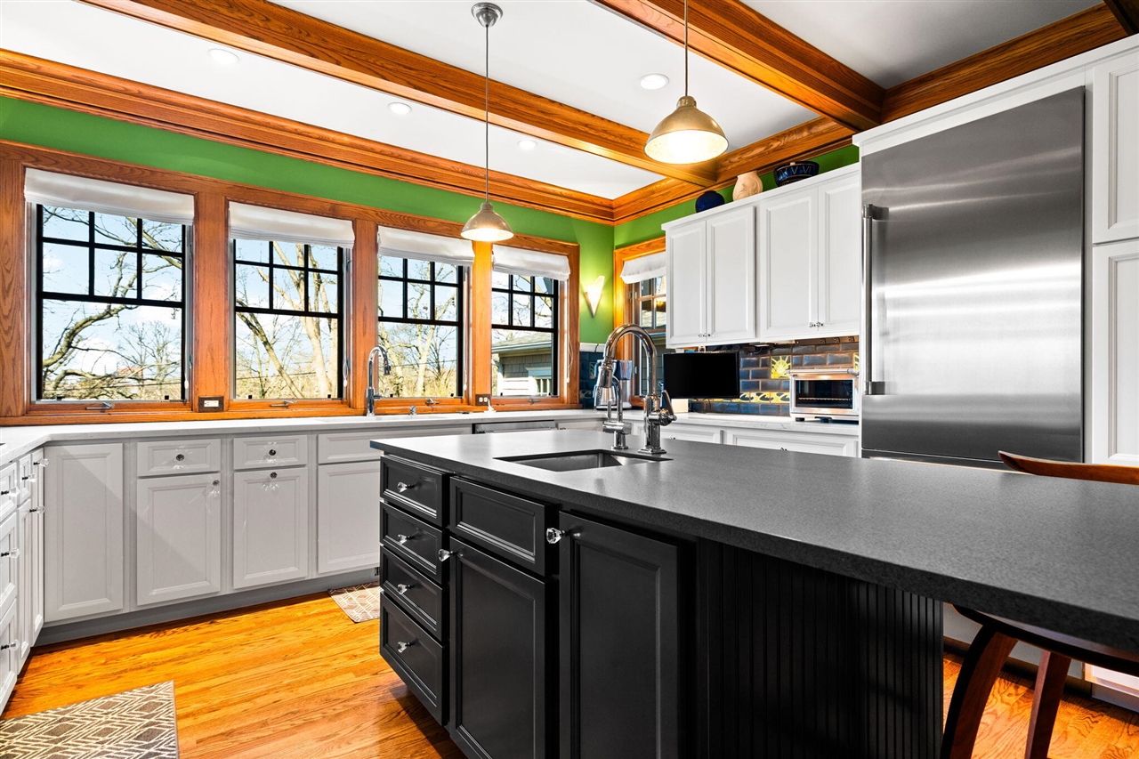 4 Geddes Heights Drive, Ann Arbor, MI, 48104-1724