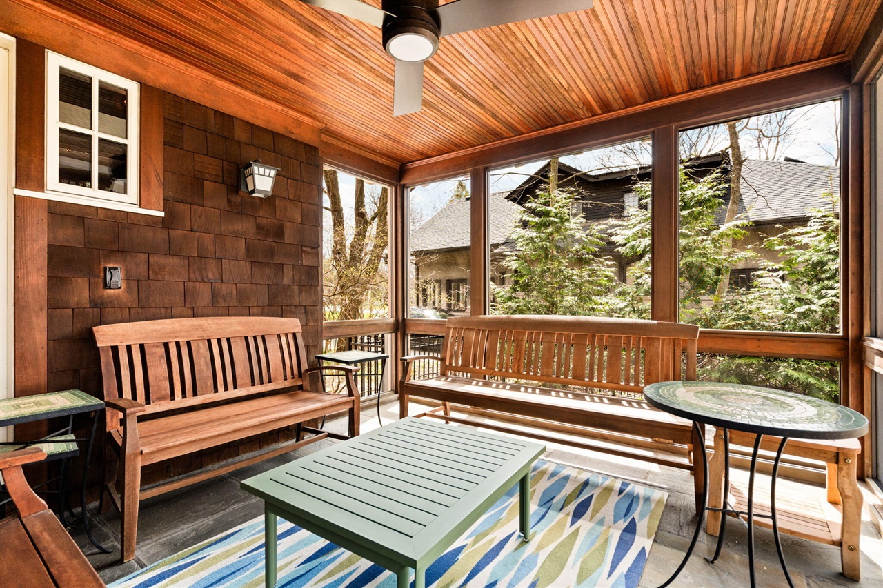 4 Geddes Heights Drive, Ann Arbor, MI, 48104-1724