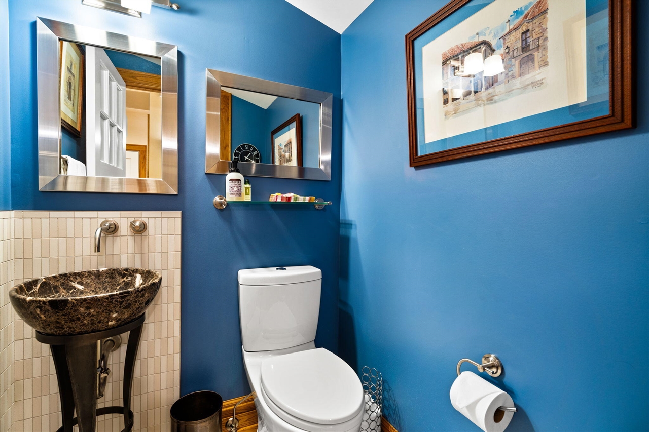 4 Geddes Heights Drive, Ann Arbor, MI, 48104-1724