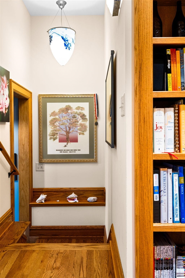 4 Geddes Heights Drive, Ann Arbor, MI, 48104-1724