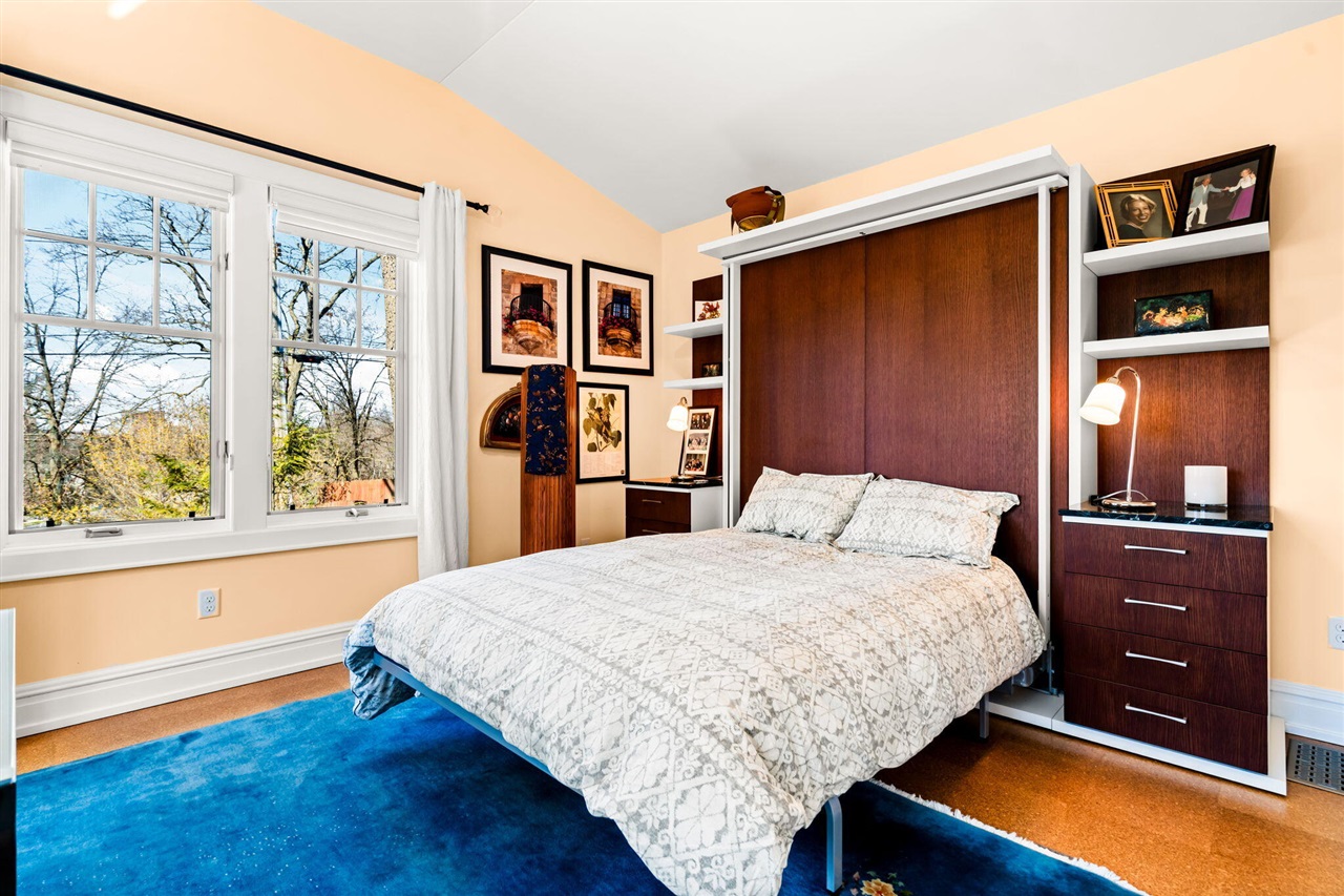 4 Geddes Heights Drive, Ann Arbor, MI, 48104-1724