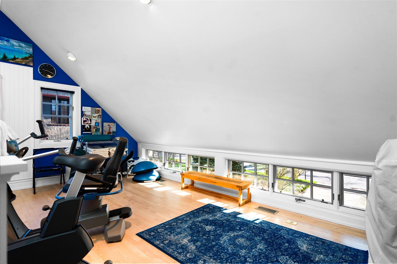 4 Geddes Heights Drive, Ann Arbor, MI, 48104-1724