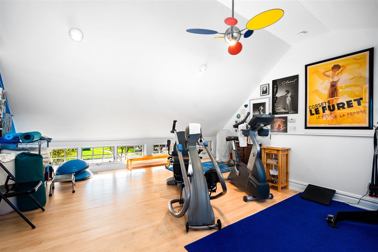 4 Geddes Heights Drive, Ann Arbor, MI, 48104-1724