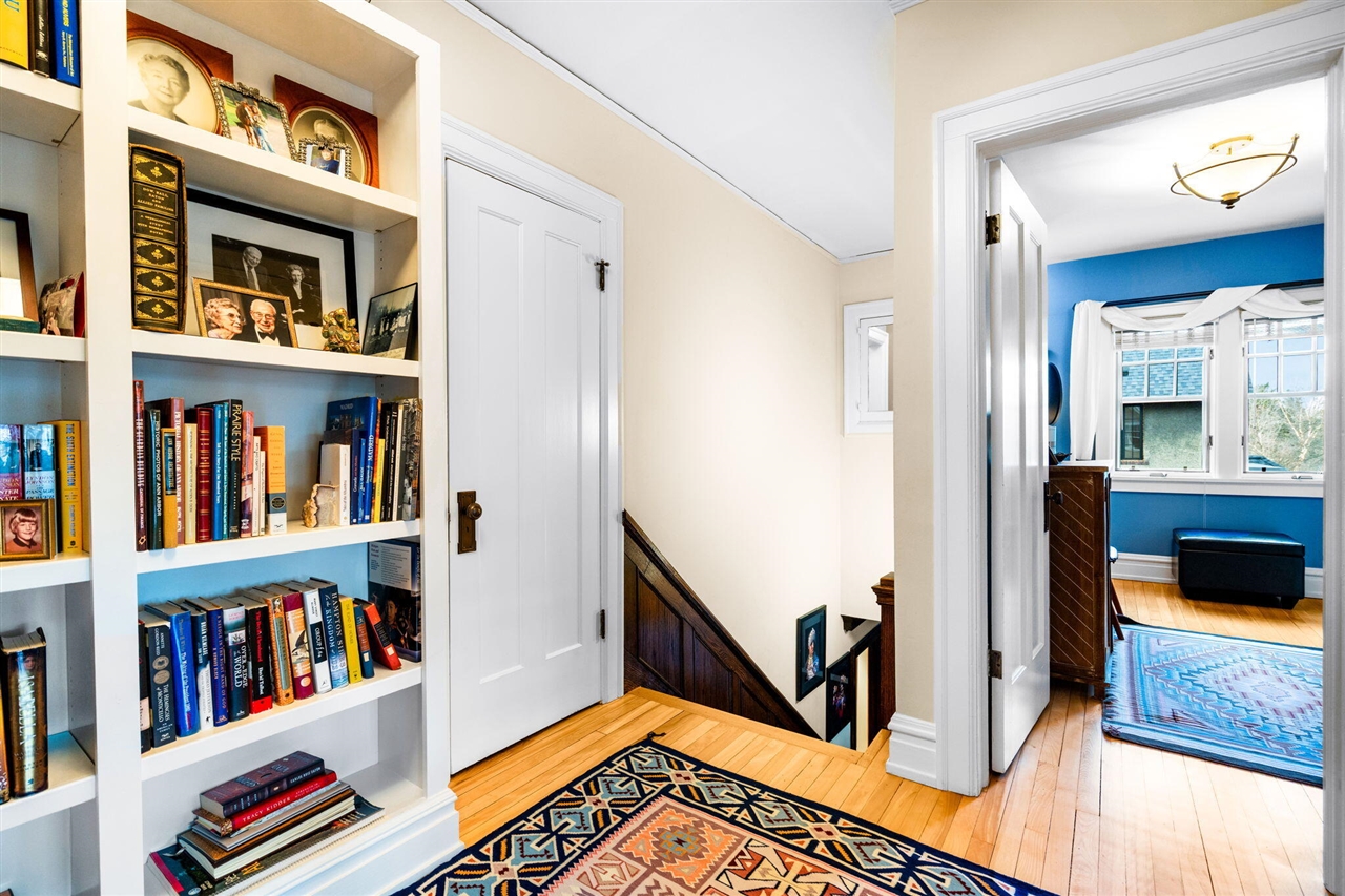 4 Geddes Heights Drive, Ann Arbor, MI, 48104-1724