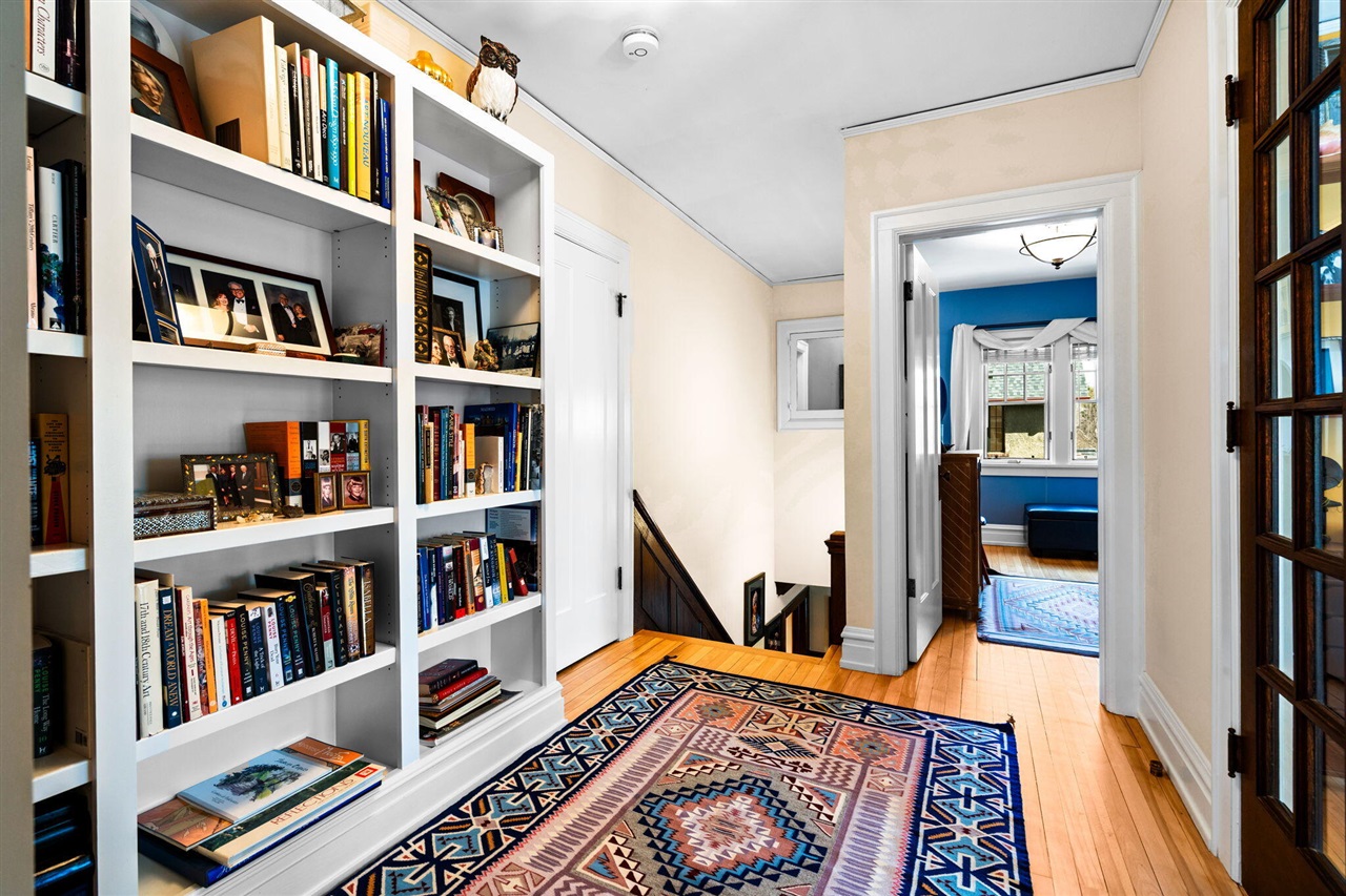 4 Geddes Heights Drive, Ann Arbor, MI, 48104-1724