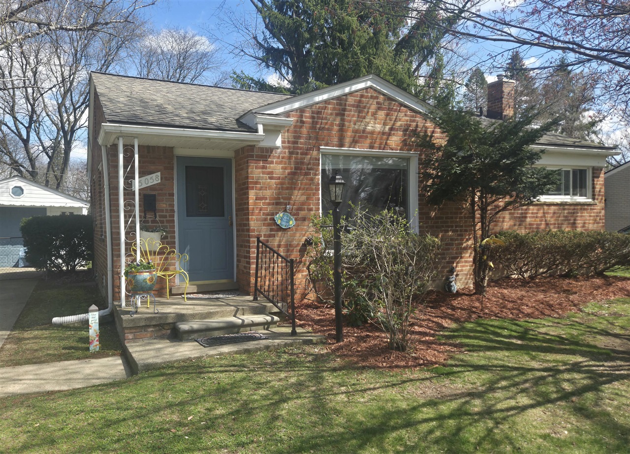 15058 Dixie, Redford, MI, 48239-3426