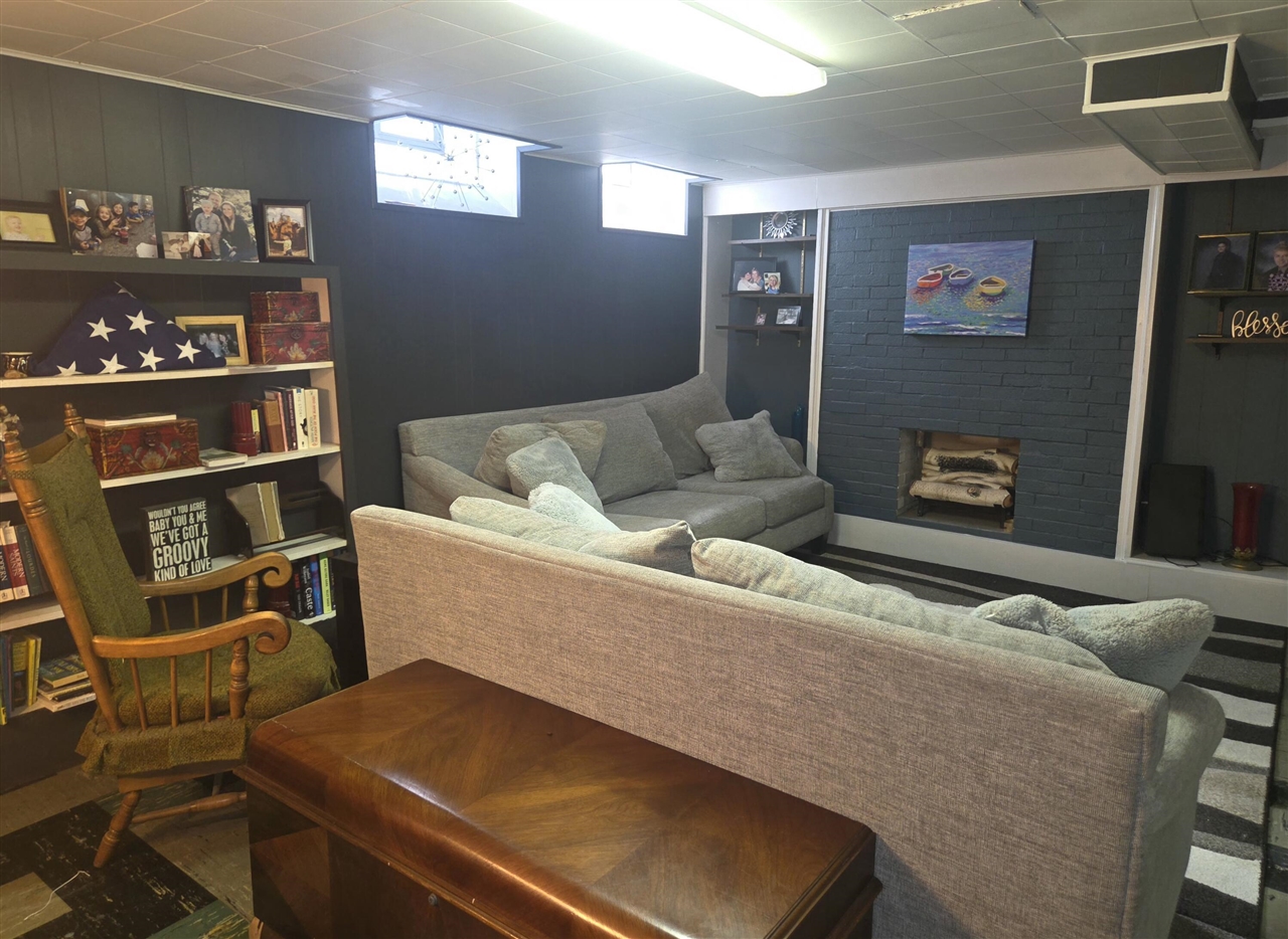 15058 Dixie, Redford, MI, 48239-3426