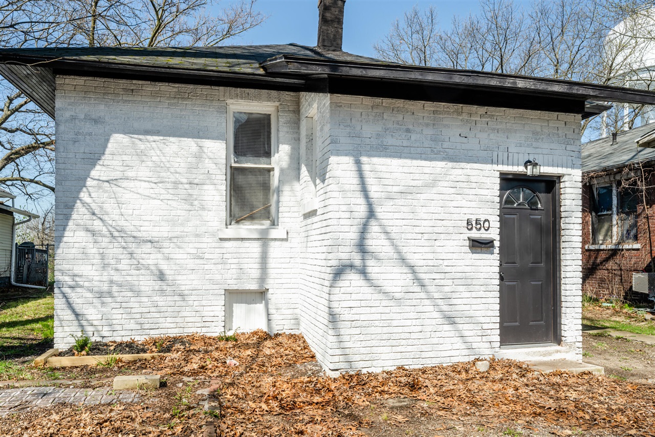 550 Sherman Court, Benton Harbor, MI, 49022-7432