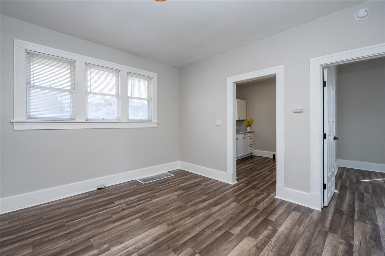 550 Sherman Court, Benton Harbor, MI, 49022-7432