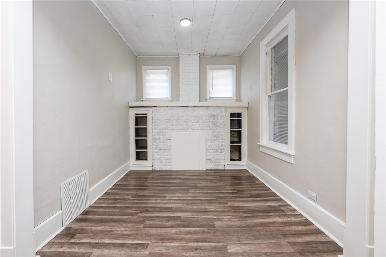 550 Sherman Court, Benton Harbor, MI, 49022-7432