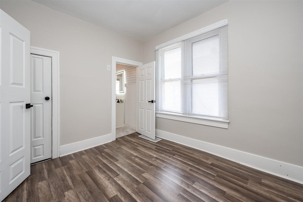 550 Sherman Court, Benton Harbor, MI, 49022-7432