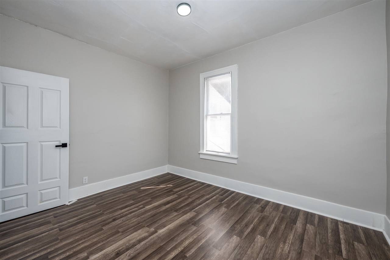 550 Sherman Court, Benton Harbor, MI, 49022-7432