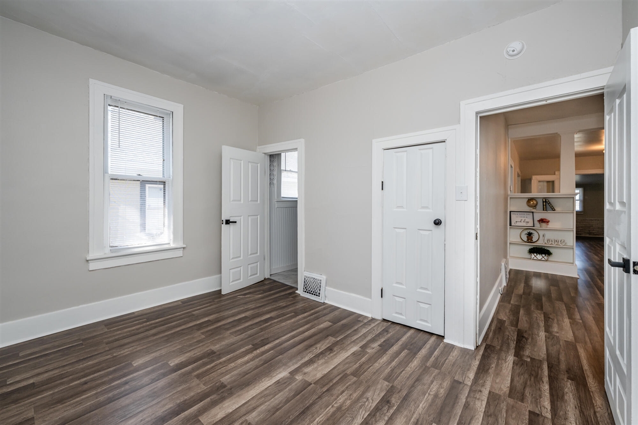 550 Sherman Court, Benton Harbor, MI, 49022-7432