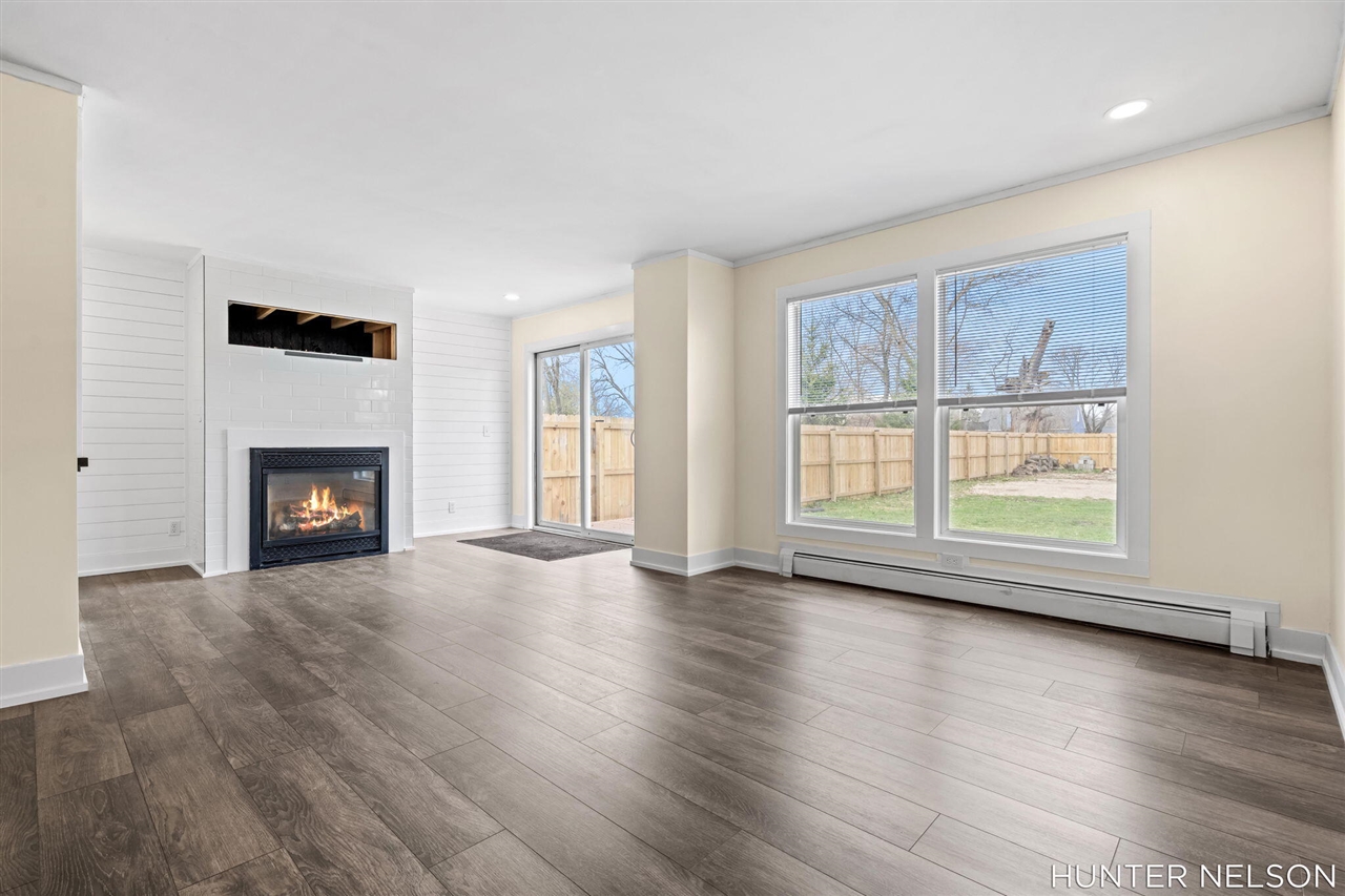 175 E Commerce Street, Grant, MI, 49327-9361