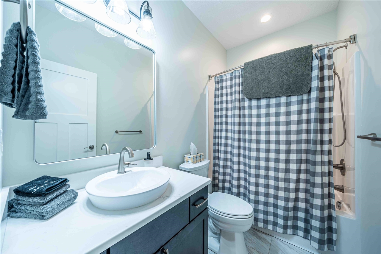 7920 W Juniper Beach Road, Mears, MI, 49436-9300