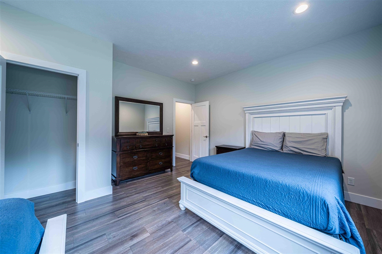 7920 W Juniper Beach Road, Mears, MI, 49436-9300