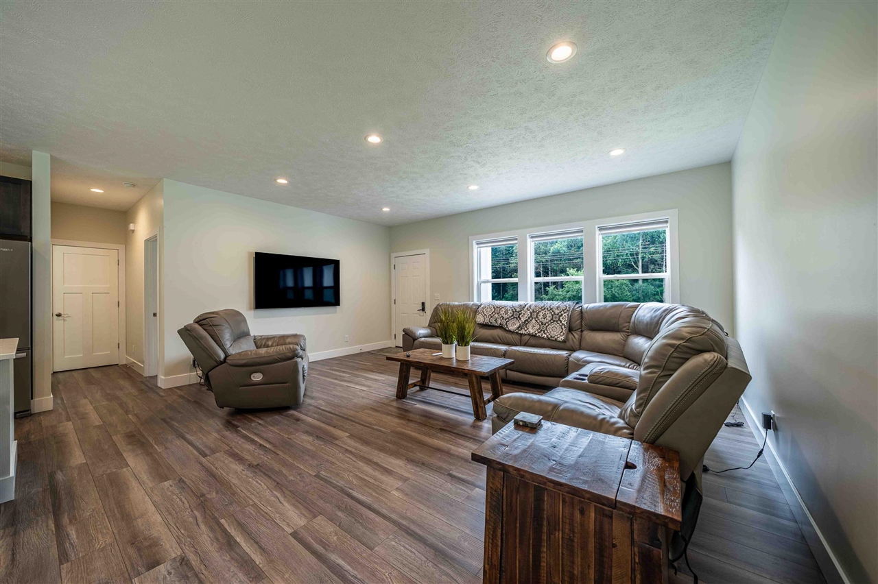 7920 W Juniper Beach Road, Mears, MI, 49436-9300